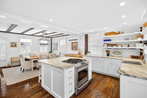 594 Commercial Street Provincetown MA 02657