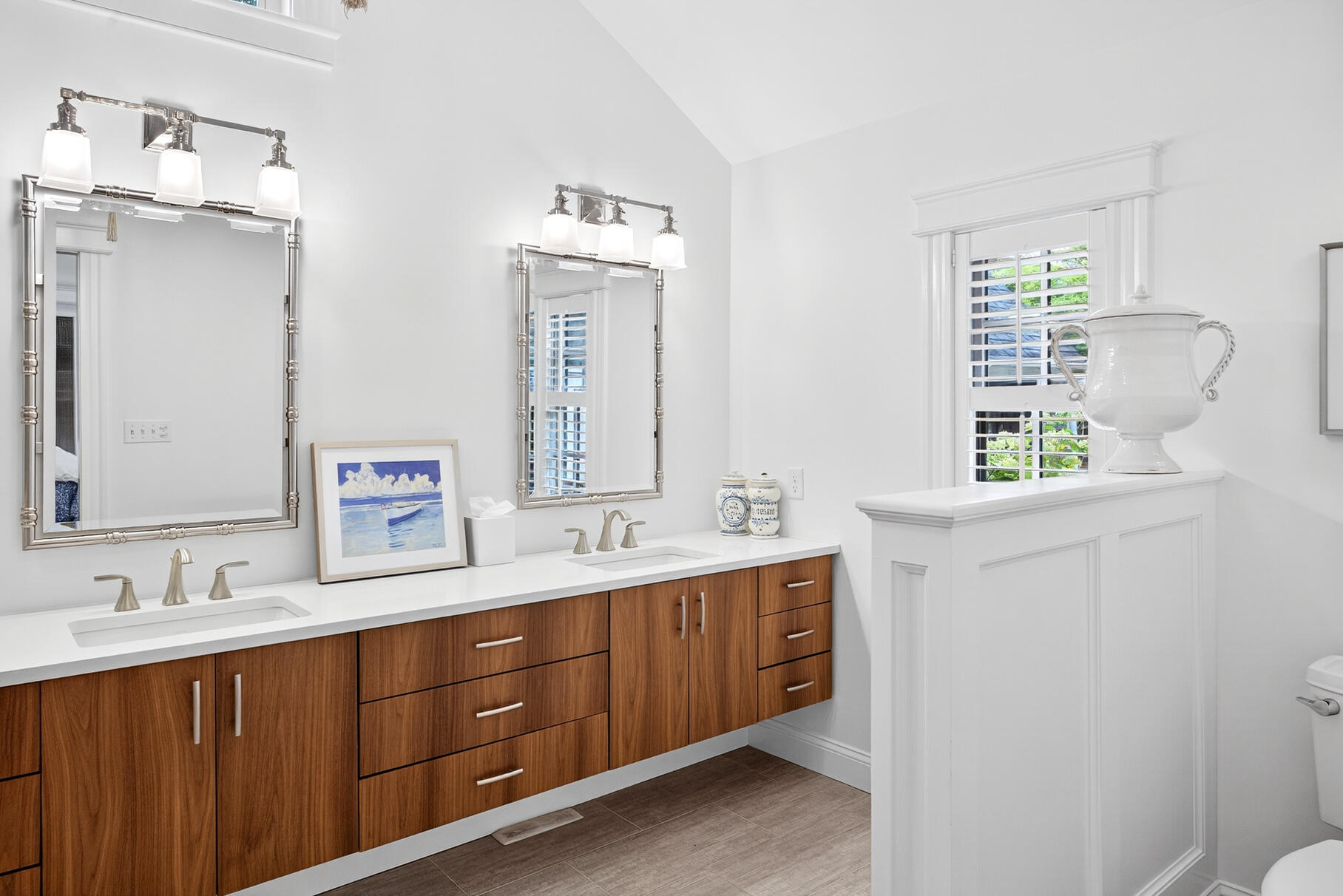 594 Commercial Street Provincetown MA 02657