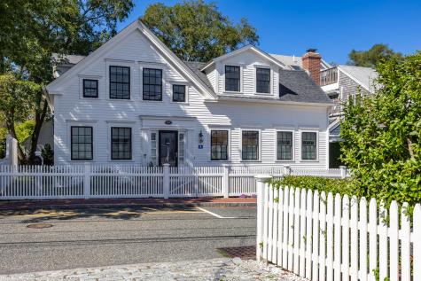 594 Commercial Street Provincetown MA 02657