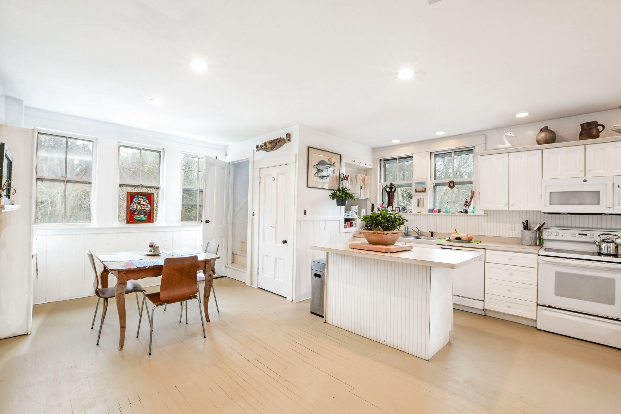 1331 Main Street Cotuit MA 02635