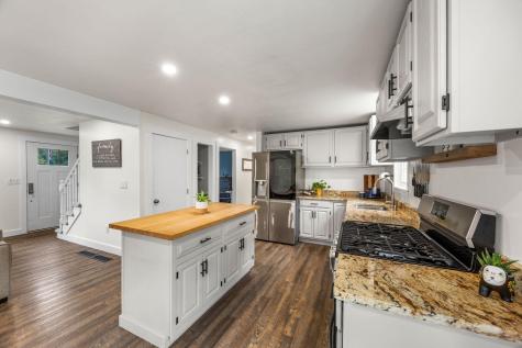34 Commodore Lane Marstons Mills MA 02648