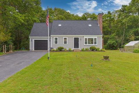 34 Commodore Lane Marstons Mills MA 02648