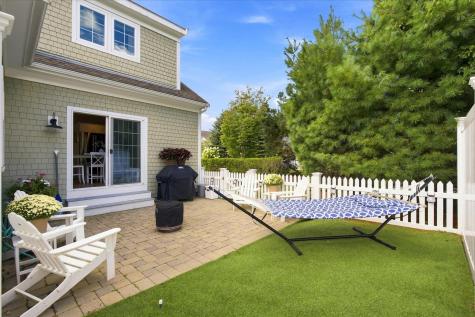 3 Saltwater Circle Mashpee MA 02649