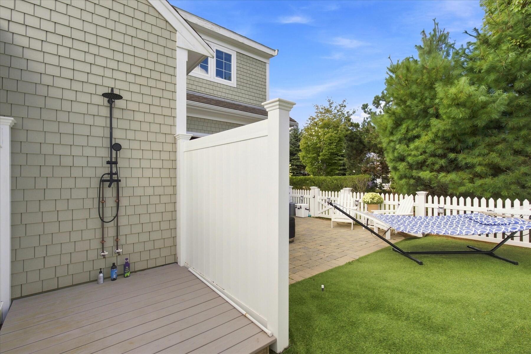 3 Saltwater Circle Mashpee MA 02649
