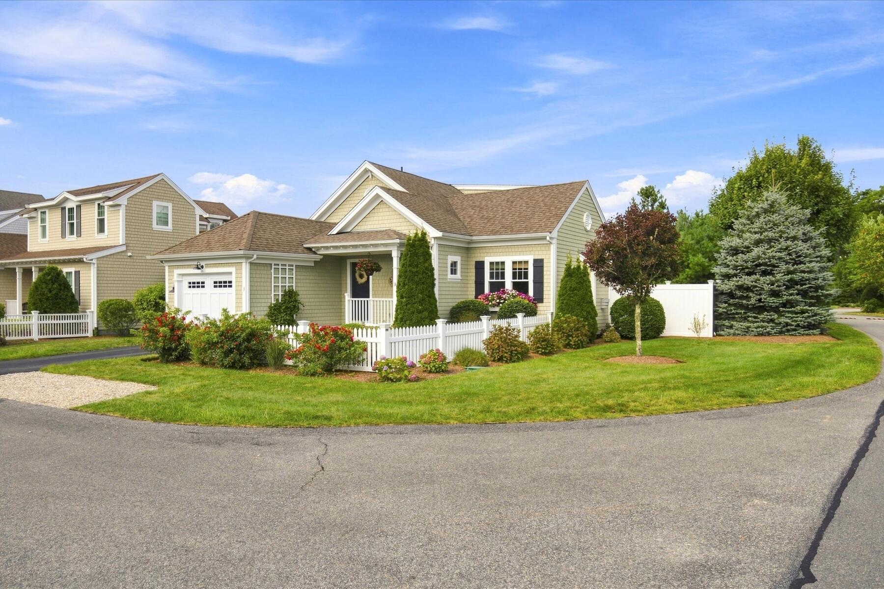 3 Saltwater Circle Mashpee MA 02649