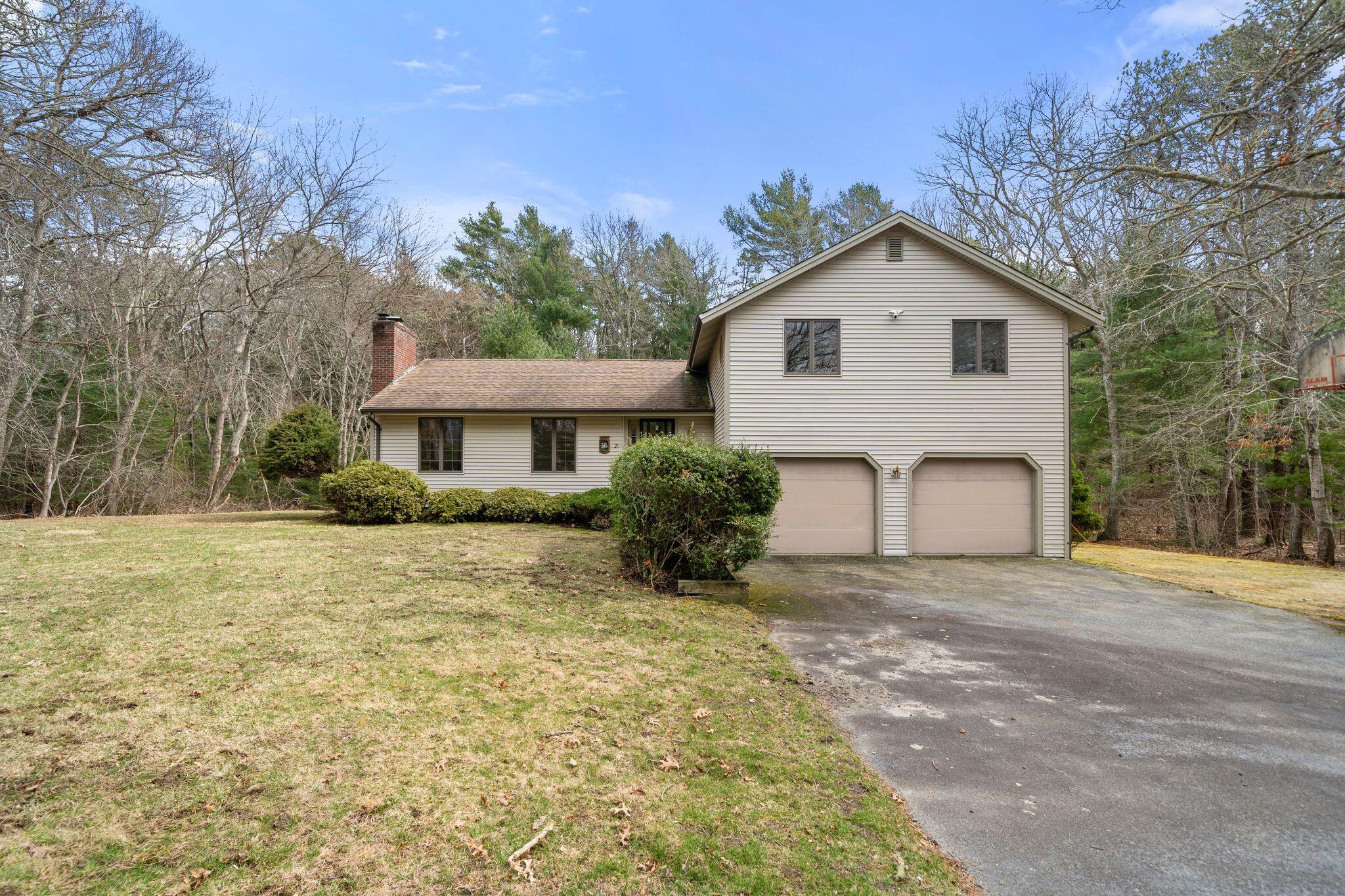 21 Clubhouse Drive Bourne MA 02559