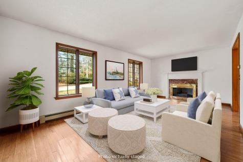 21 Clubhouse Drive Pocasset MA 02559