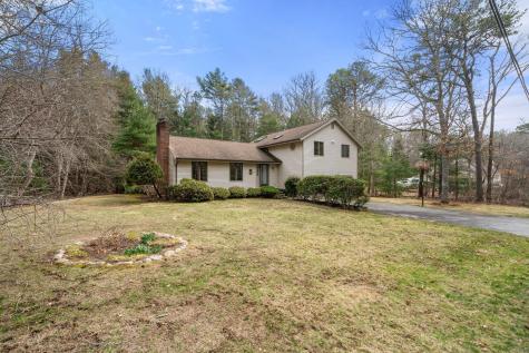 21 Clubhouse Drive Pocasset MA 02559