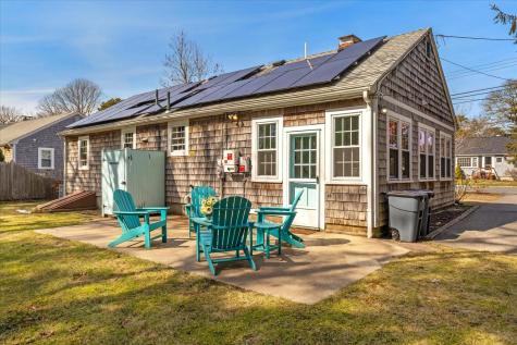 11 Sycamore Lane Dennis MA 02660