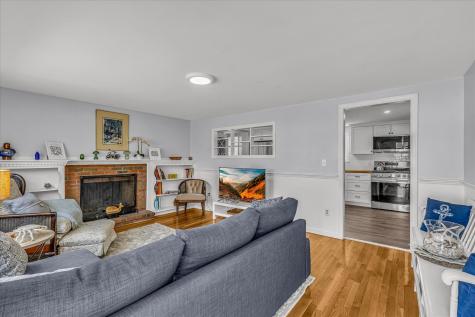 11 Sycamore Lane Dennis MA 02660