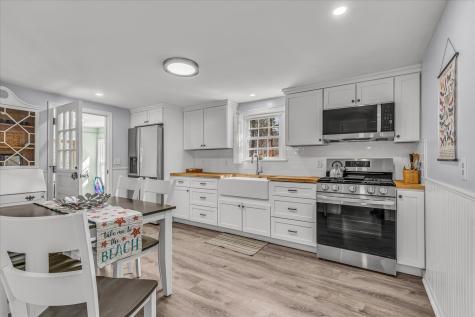 11 Sycamore Lane Dennis MA 02660