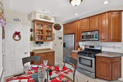 15 Vernon Street Plymouth MA 02360