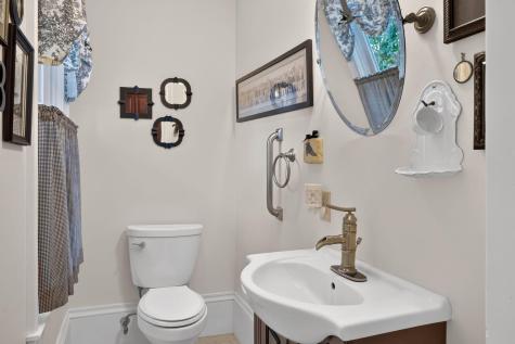 15 Vernon Street Plymouth MA 02360