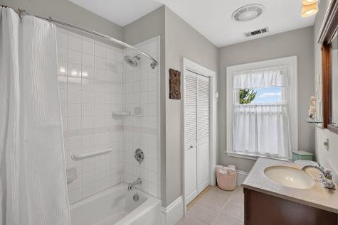 15 Vernon Street Plymouth MA 02360