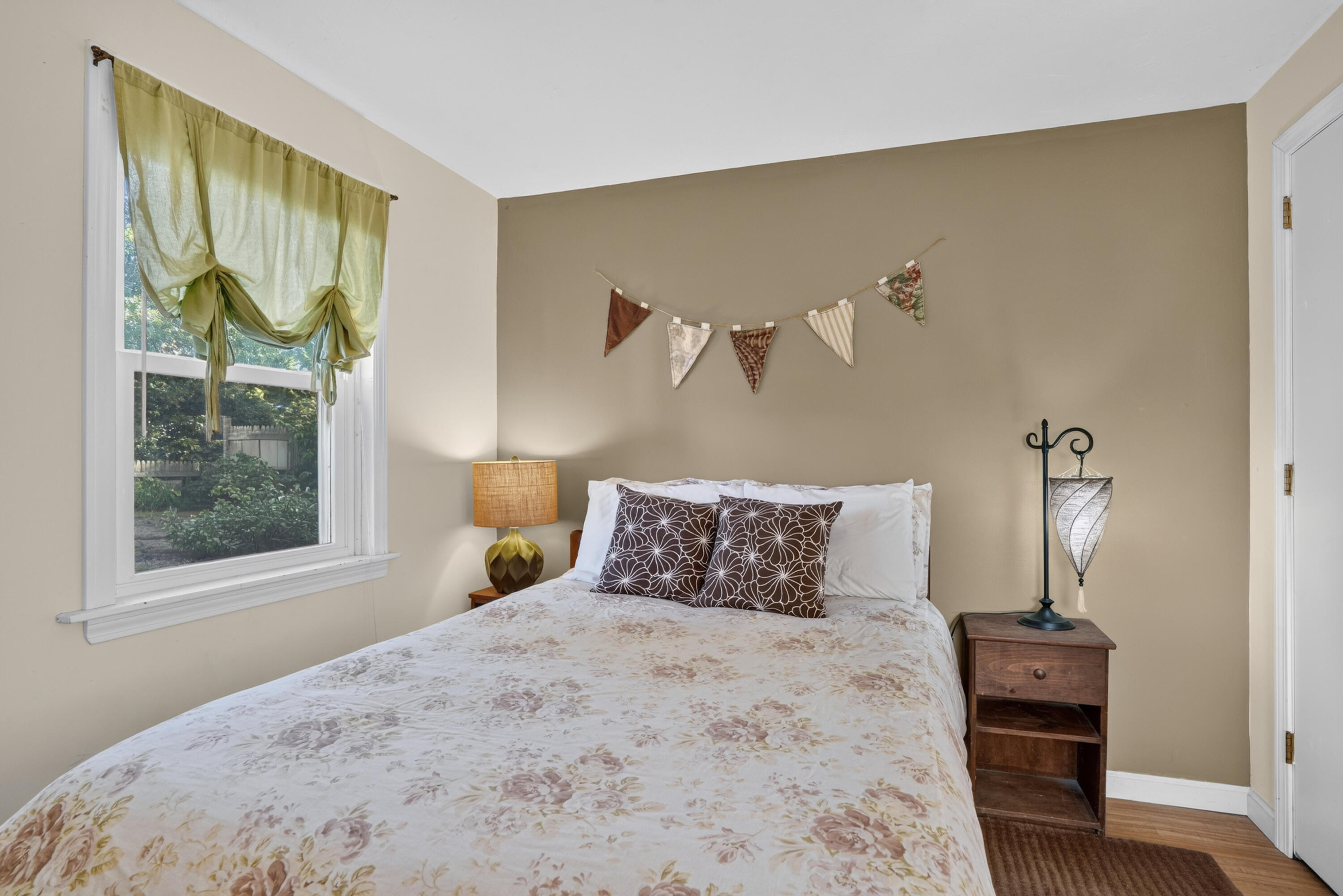 31 Beacon Avenue Oak Bluffs MA 02557