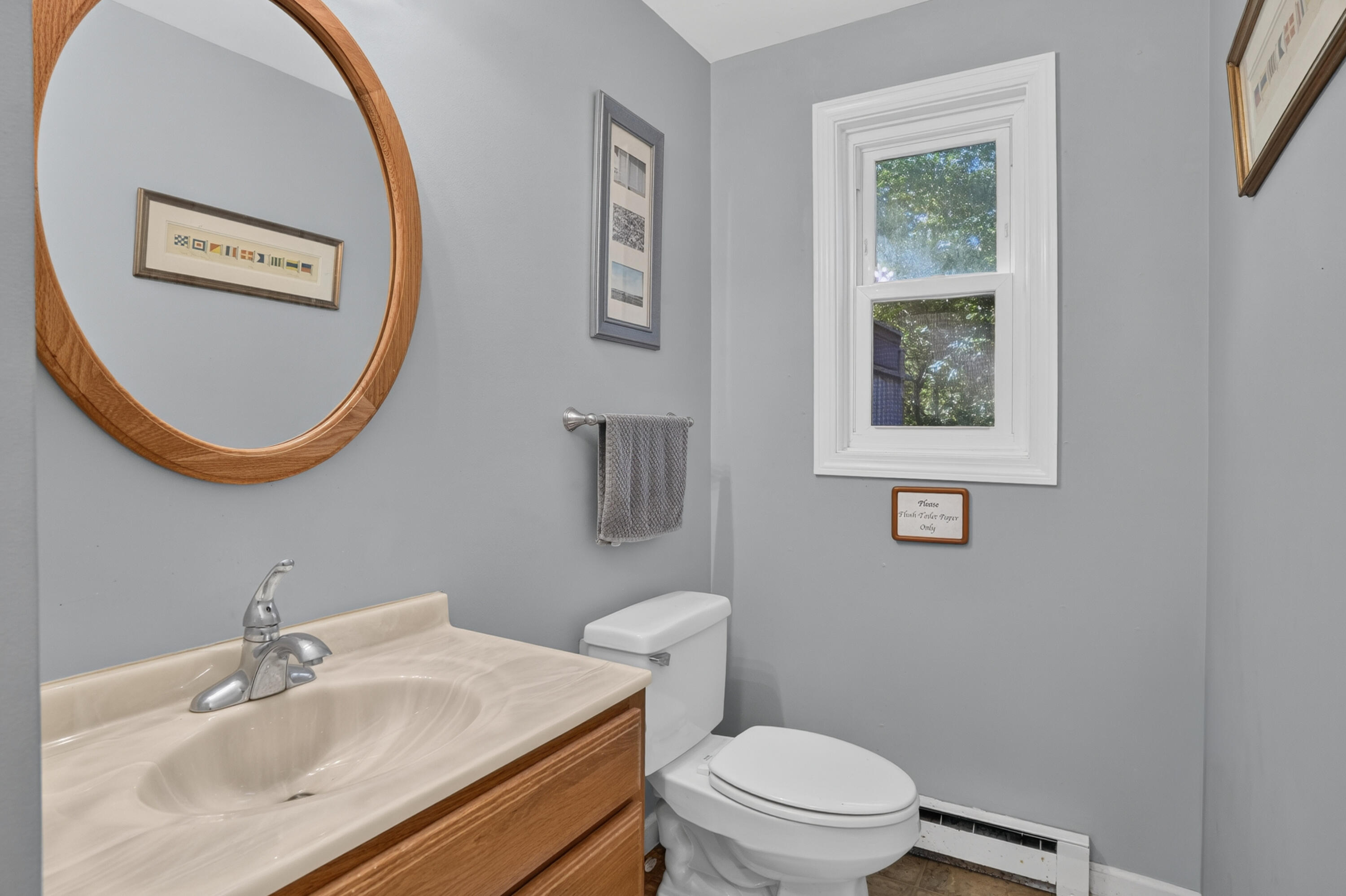 31 Beacon Avenue Oak Bluffs MA 02557