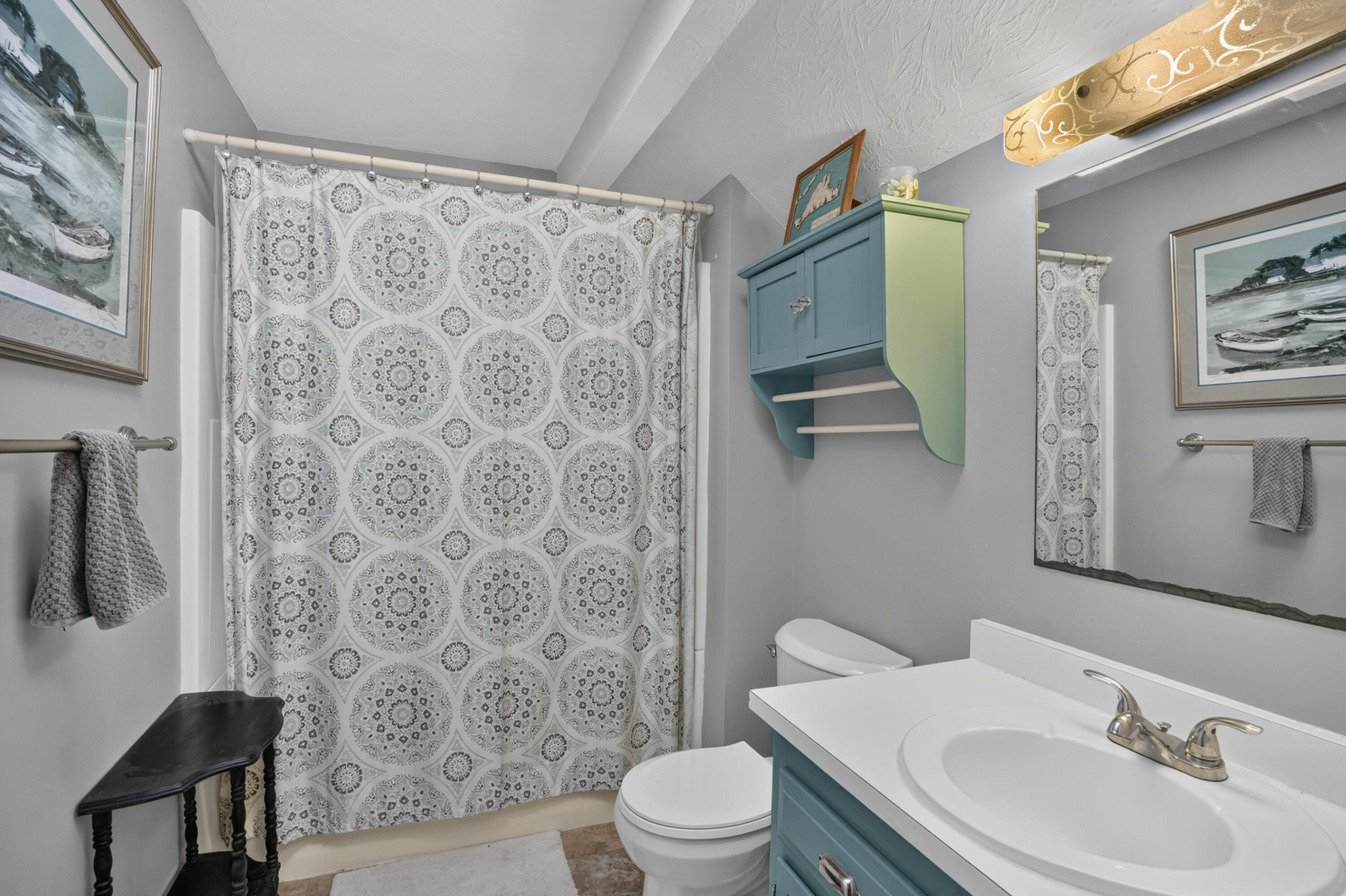 31 Beacon Avenue Oak Bluffs MA 02557