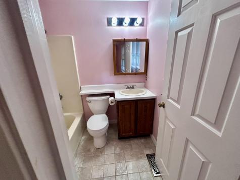 17 Worcester Lane Hyannis MA 02601