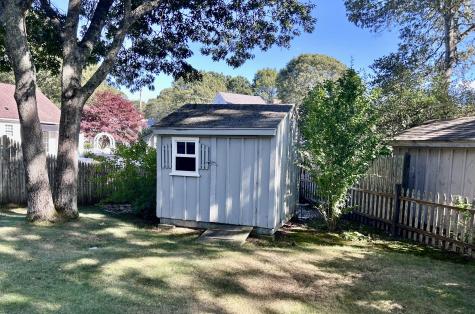 17 Worcester Lane Hyannis MA 02601