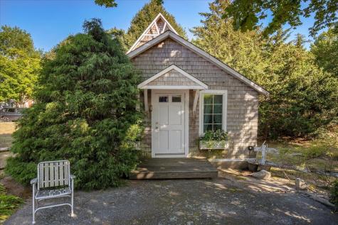 35 Valley Avenue Barnstable MA 02632