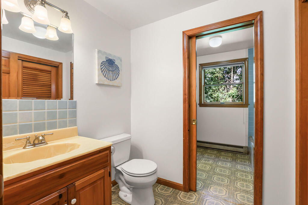 821 W Falmouth Highway Falmouth MA 02540