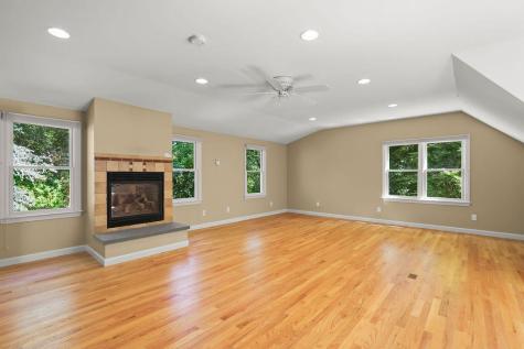 821 W Falmouth Highway Falmouth MA 02540