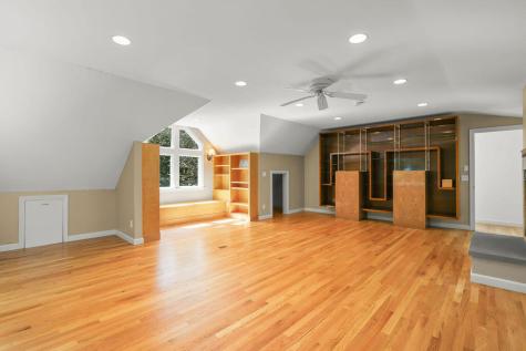 821 W Falmouth Highway Falmouth MA 02540