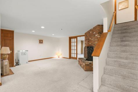 821 W Falmouth Highway Falmouth MA 02540