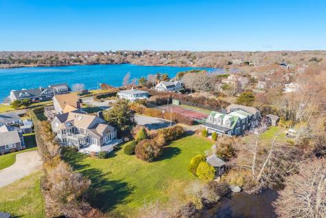 15 Hedge Lane Falmouth MA 02540