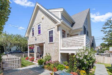9 Bradford Street Provincetown MA 02657