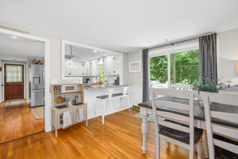 882 West Yarmouth Road Yarmouth MA 02675