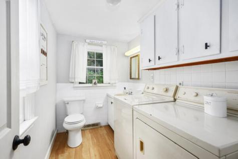 882 West Yarmouth Road Yarmouth MA 02675