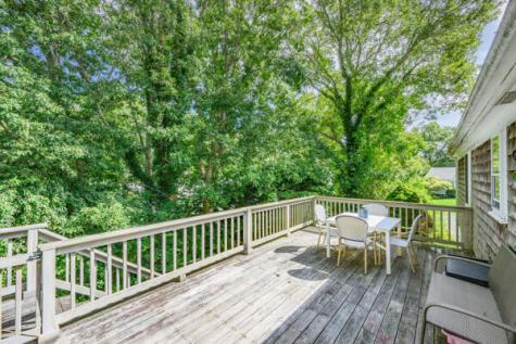 882 West Yarmouth Road Yarmouth MA 02675