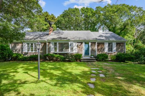 882 West Yarmouth Road Yarmouth MA 02675