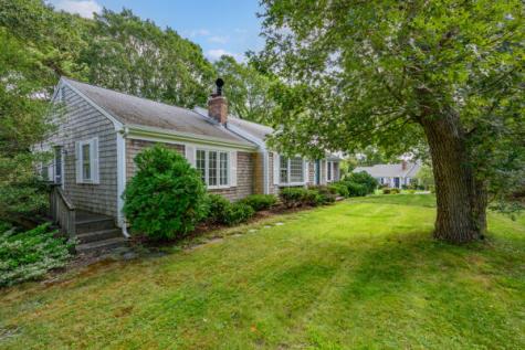 882 West Yarmouth Road Yarmouth MA 02675