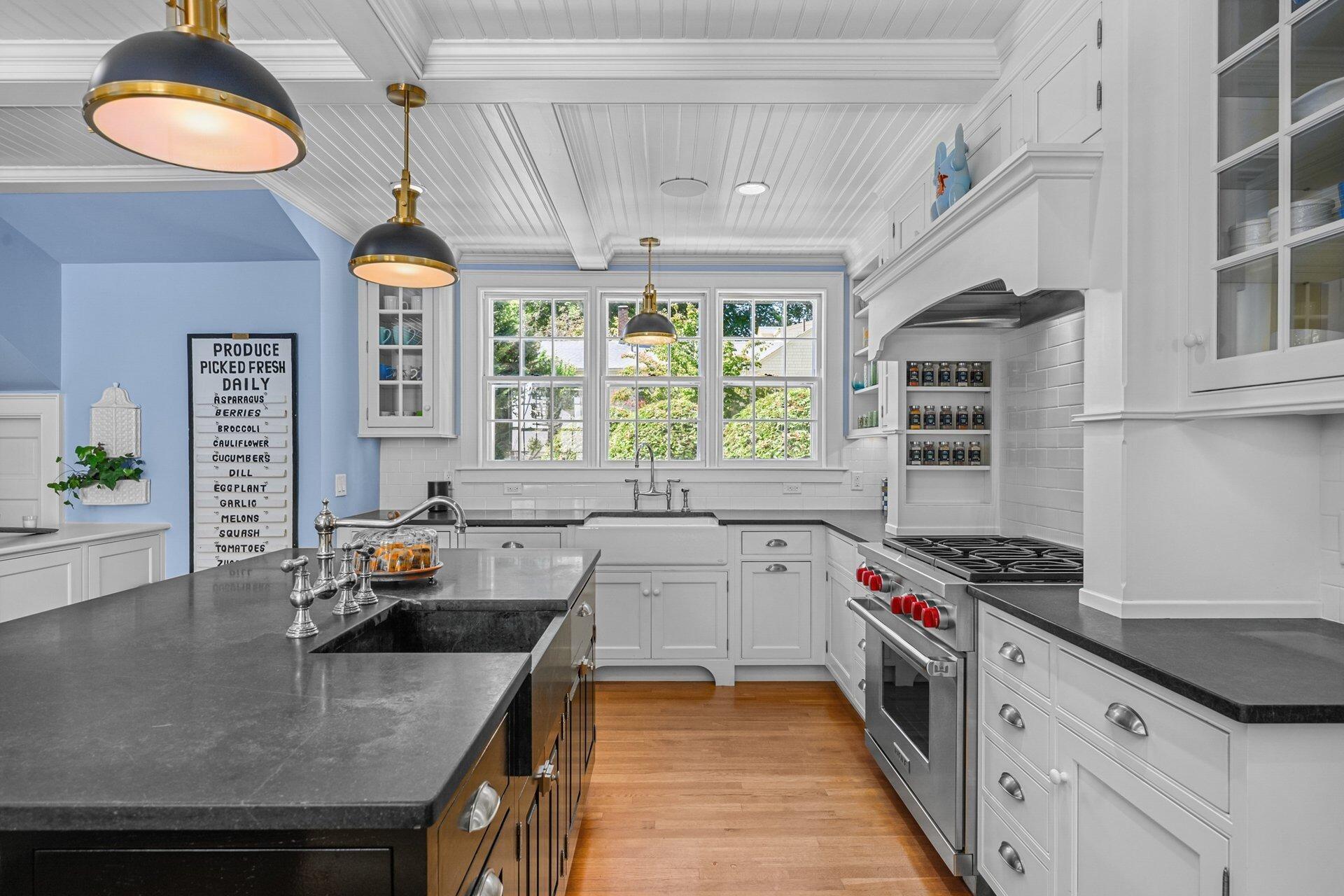 71 Main Street Falmouth MA 02540