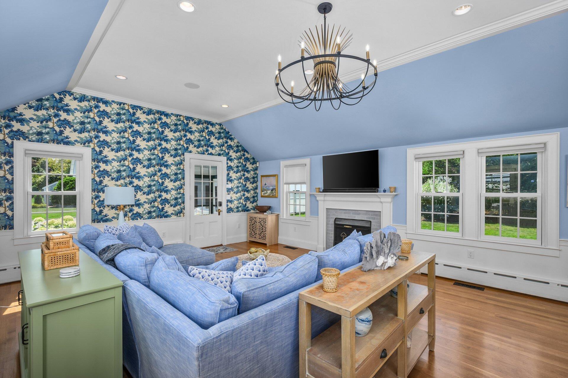 71 Main Street Falmouth MA 02540