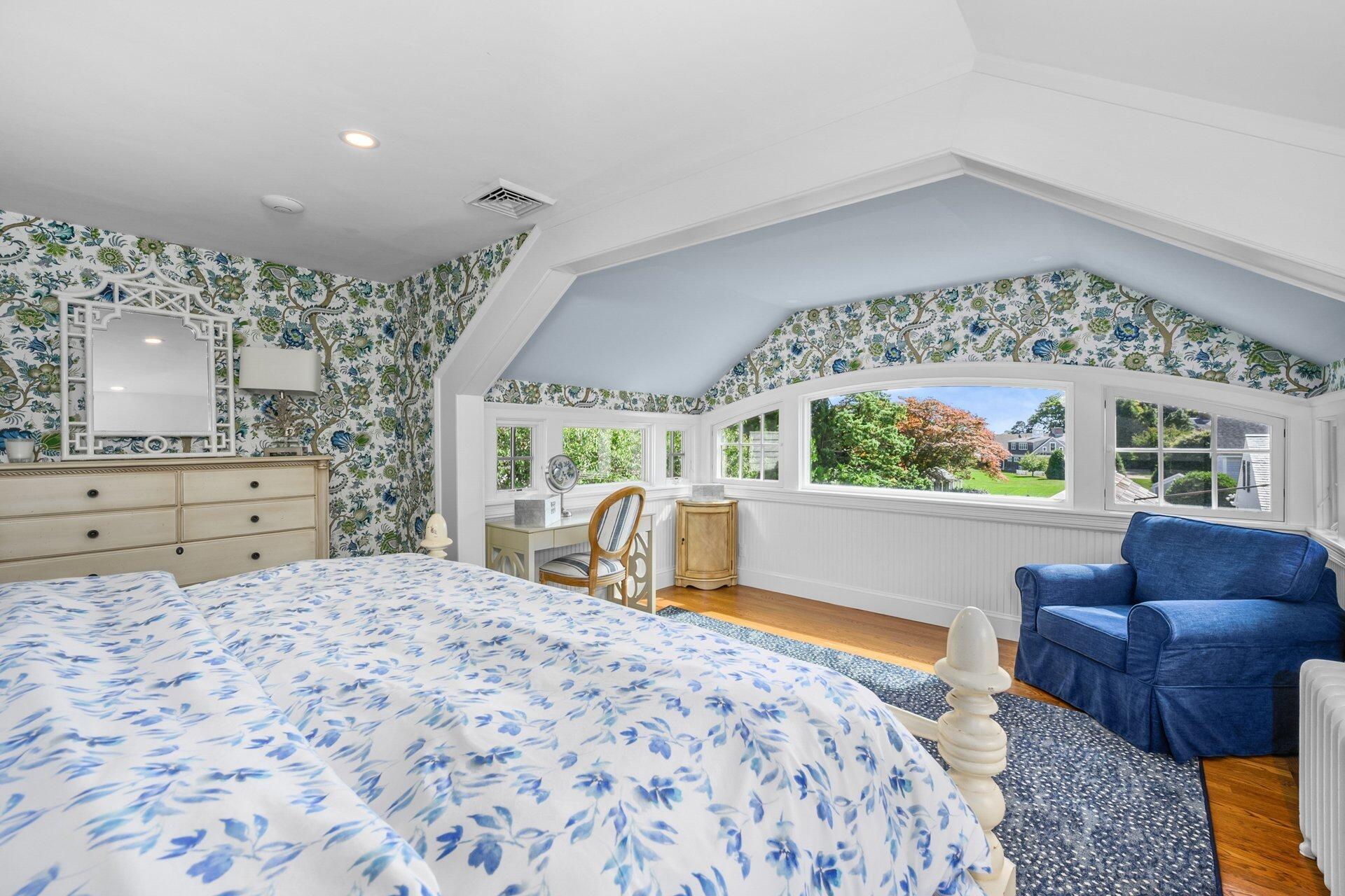 71 Main Street Falmouth MA 02540