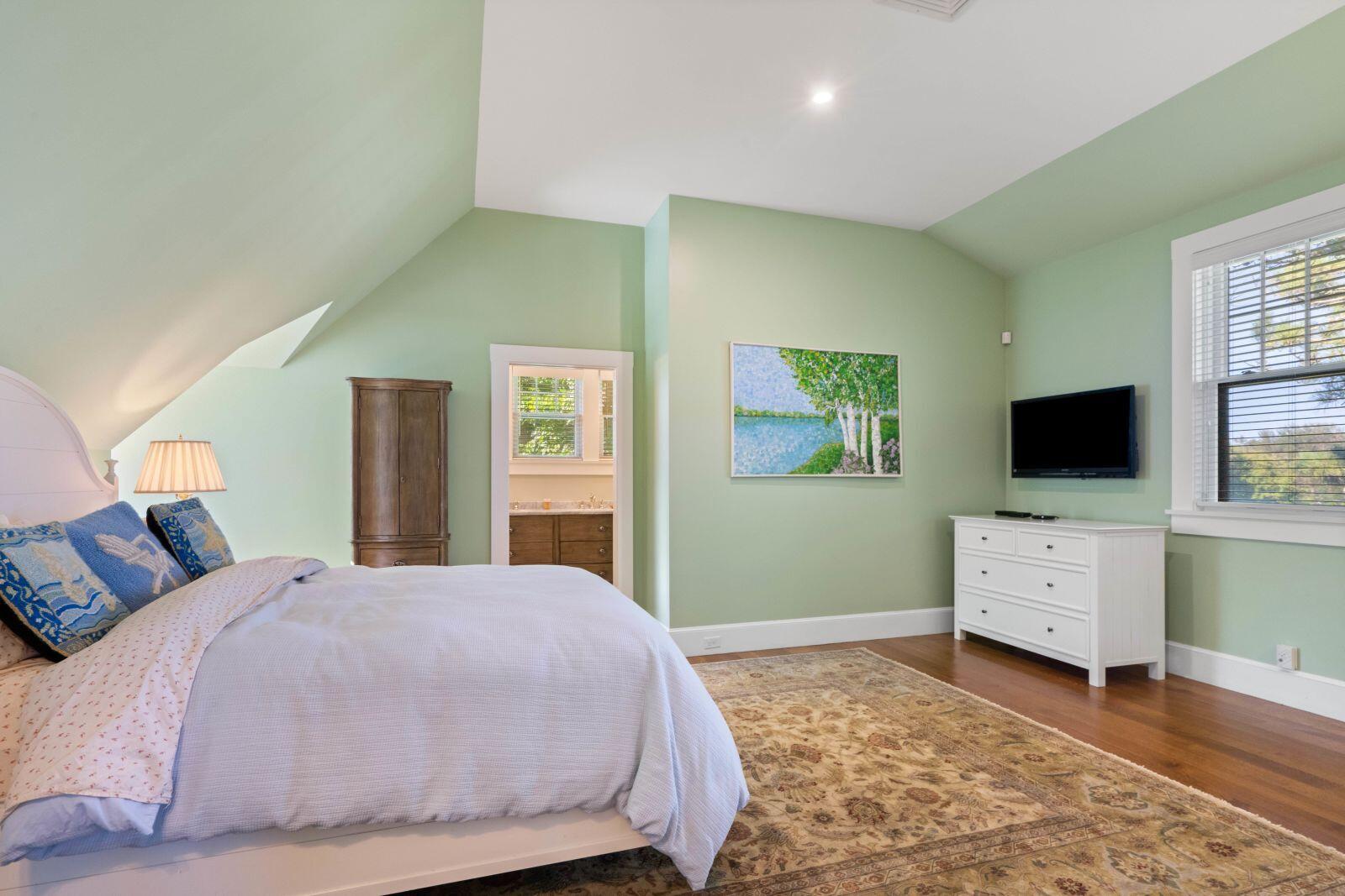 749 S Main Street Barnstable MA 02632