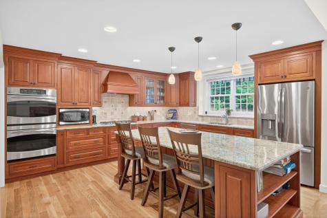 4 Surrey Lane Dennis MA 02641