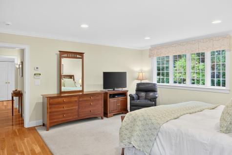 4 Surrey Lane Dennis MA 02641