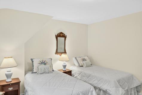 4 Surrey Lane Dennis MA 02641