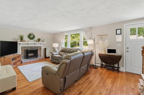 223 Plum Hollow Road Falmouth MA 02536