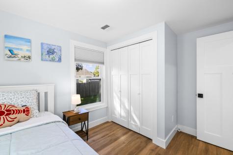 11 Palm Street Teaticket MA 02536