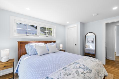 11 Palm Street Teaticket MA 02536