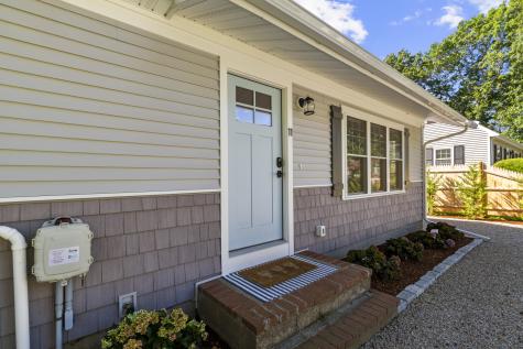 11 Palm Street Teaticket MA 02536