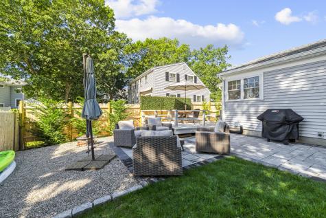 11 Palm Street Teaticket MA 02536