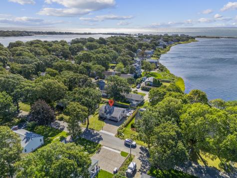 11 Palm Street Teaticket MA 02536