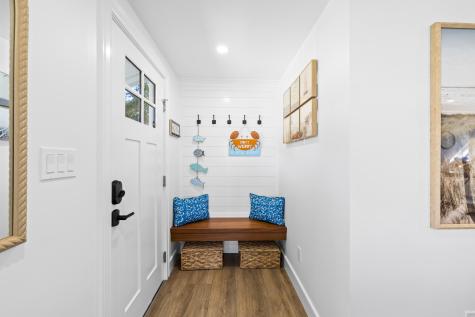 11 Palm Street Teaticket MA 02536