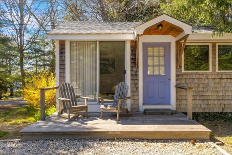 58 Loomis Lane Barnstable MA 02632